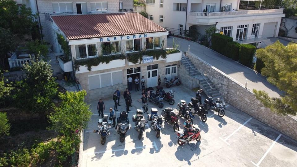 Pansion Komfor Moca Makarska Esterno foto